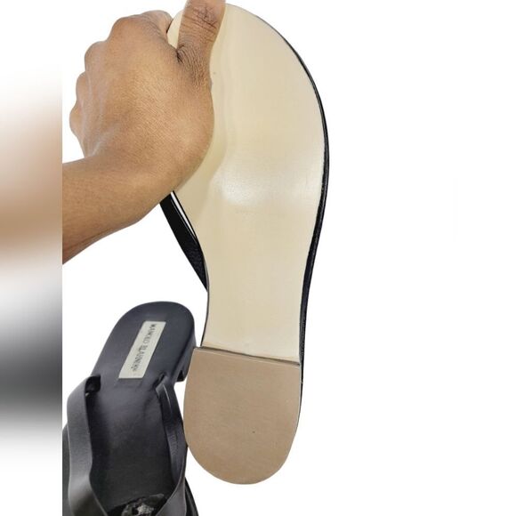 Manolo Blahnik - Picture 6 of 7